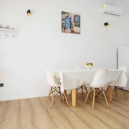 Apartments Vitis - City Centre - Free Parking Vodice Exterior photo